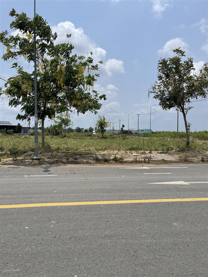 Bán đất dự án the sol city 100m2 hướng đông nam, đường 14m thông giá 2ti450,
