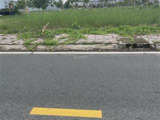 Bán nền dự án hải sơn, the sol city, dt 5x15, hướng tb, sẵn sổ, đường 13m, giá 2t3. sđt 0912 392 ***