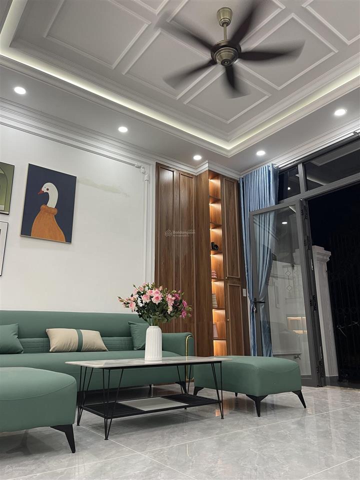 Bán nhà the sol city, góc nội bộ, view công viên, dt 5x15m, kết cấu trệt 2 lầu, giá 4tỷ7 tl