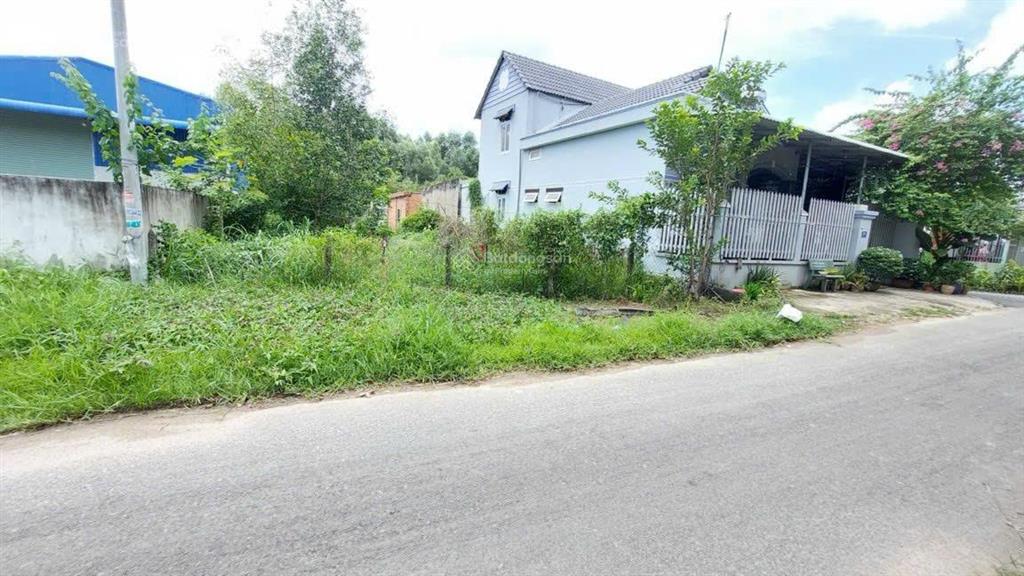 Bán đất mặt tiền đường 755, cắt ngang tỉnh lộ 7