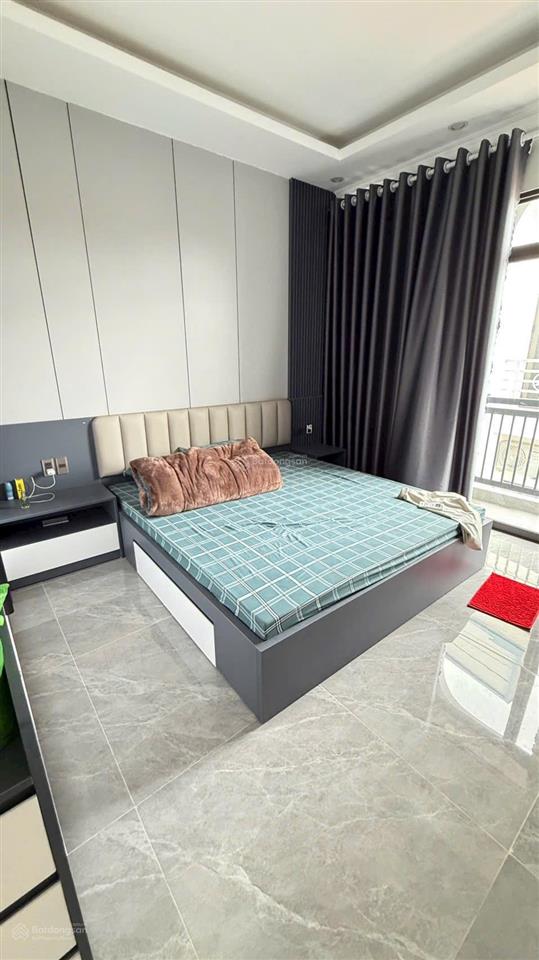Bán nhà 5 tầng thang máy, như quỳnh hưng yên 50m2 , otto 7 chỗ ngủ trong nhà , ngay vinhomes!