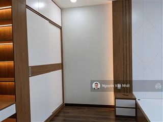 Bán căn 1pn  50m2  giá 1,9 tỷ, nhà đầy đủ nội thất rất đẹp, sẵn sổ công chứng được ngay