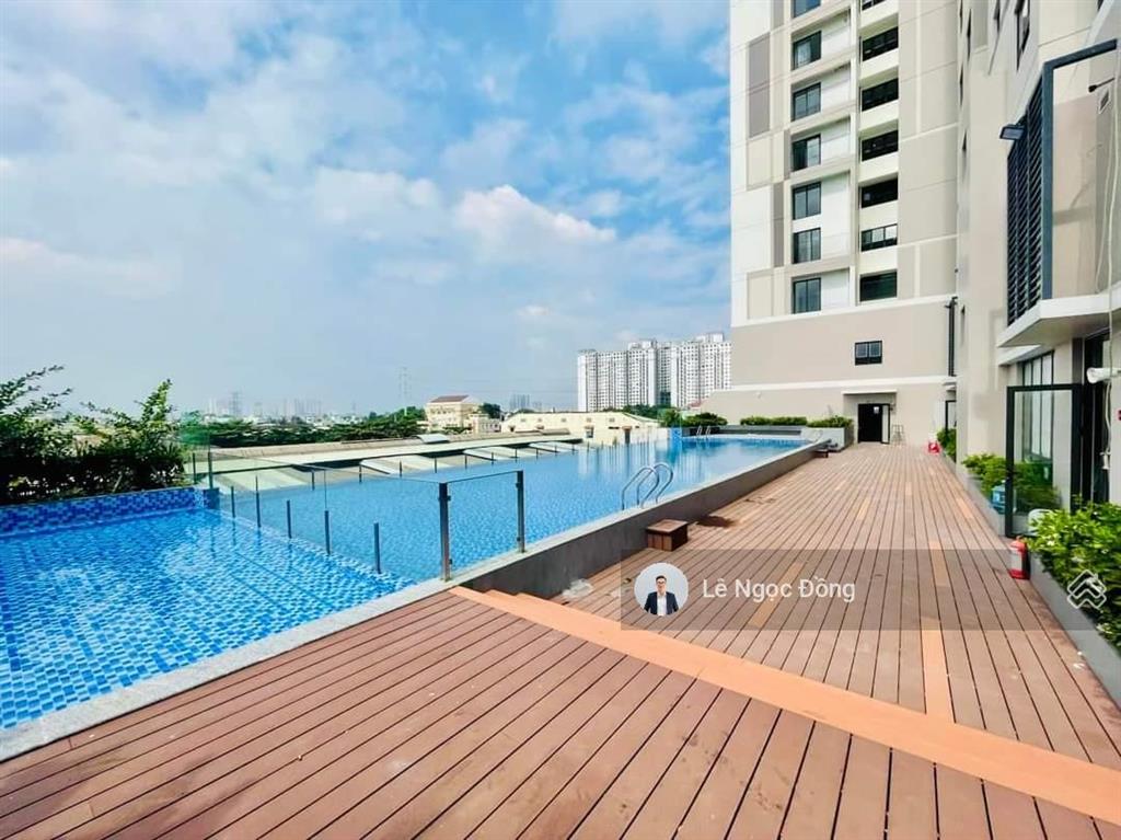 Hàng chủ ngợp bank  62m2  2pn view quận 1, tầng trung chỉ 4 tỷ 100 triệu  giá còn tl