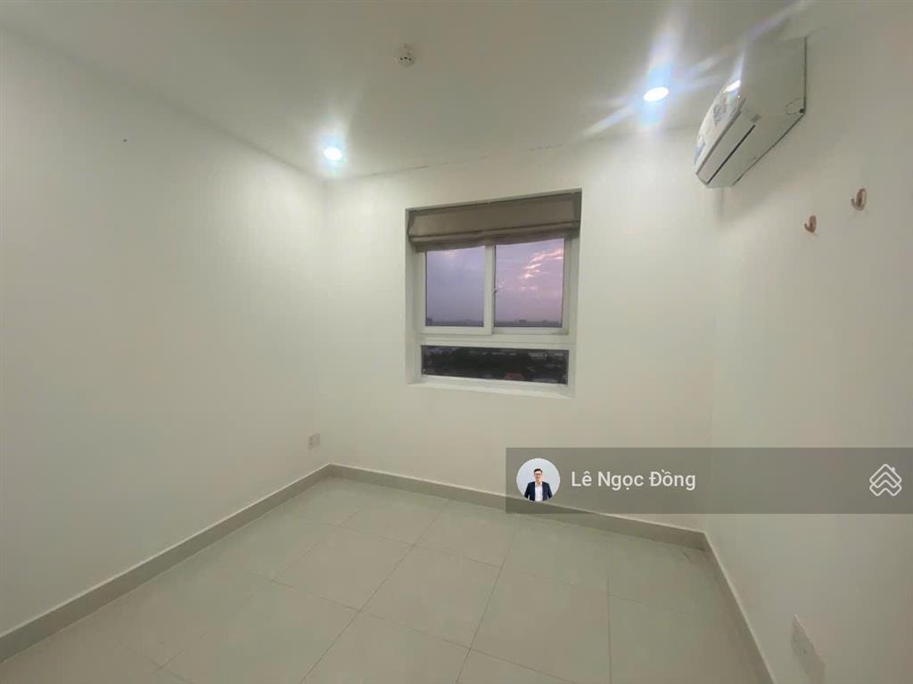 Chính chủ chuyển công tác cần bán nhanh căn 1pn  1wc  50m2 giá 2.85 tỷ  sổ sẵn sang tên ngay