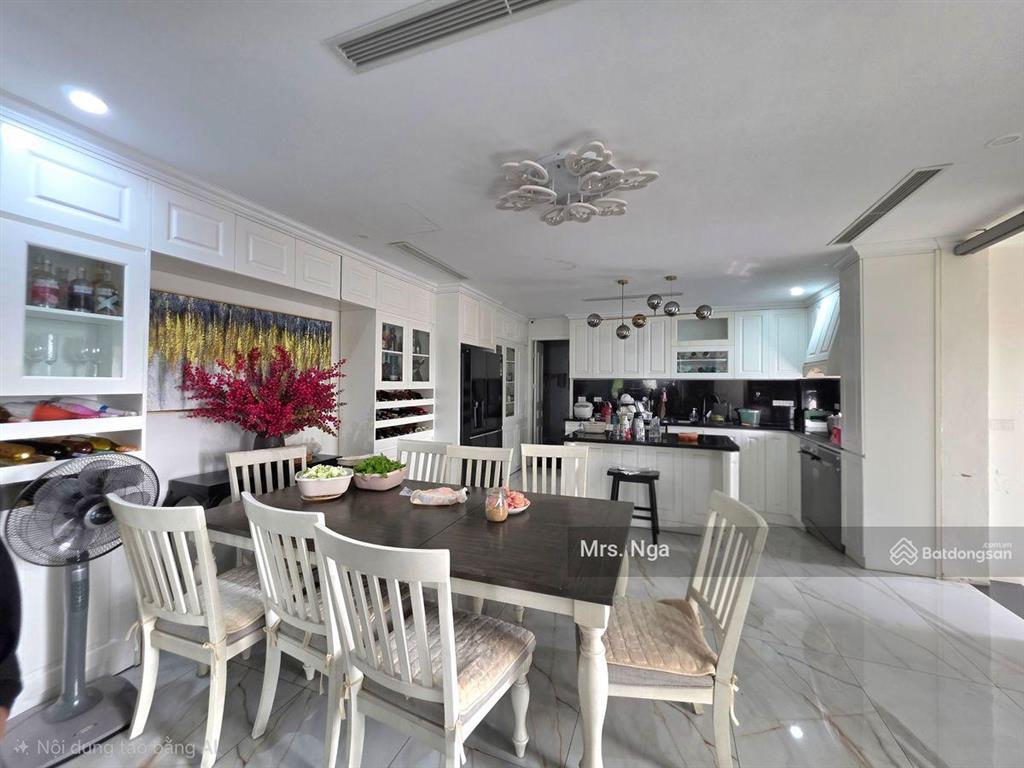 Bán nhà 7 tầng thang máy hồng tiến, long biên  ở  kinh doanh  văn phòng  gần cầu trần hưng đạo