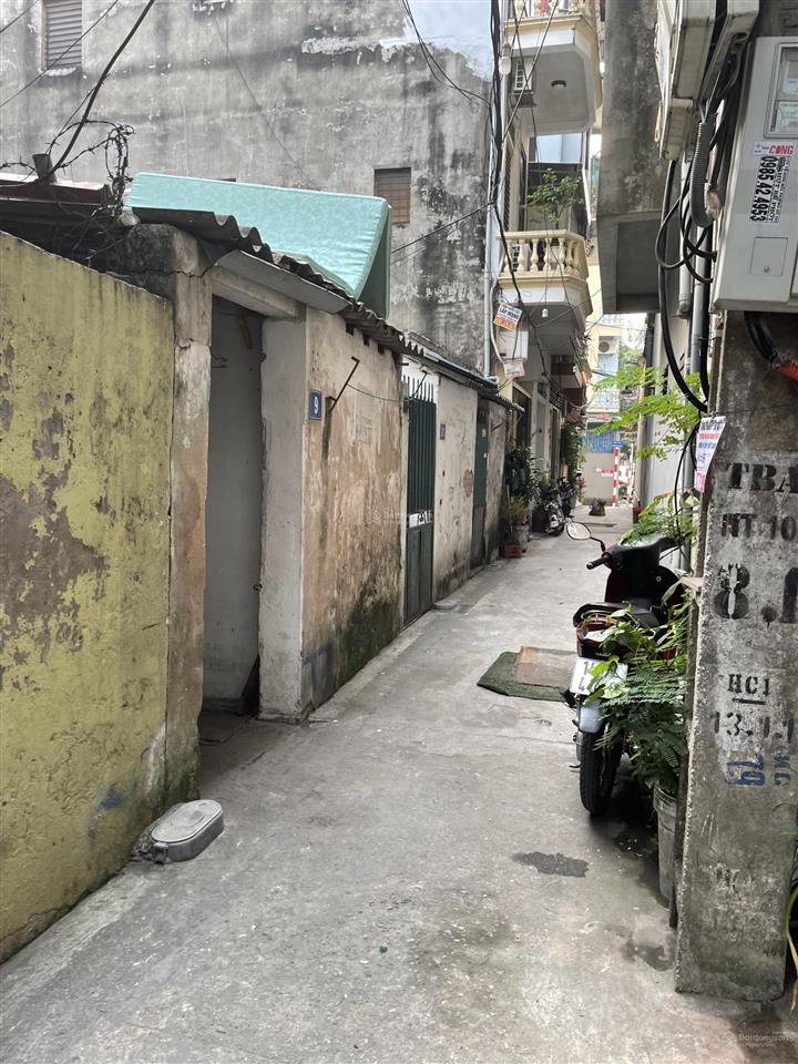 Nhà tặng đất 33m2 5,9 tỷ ngõ thông đức giang