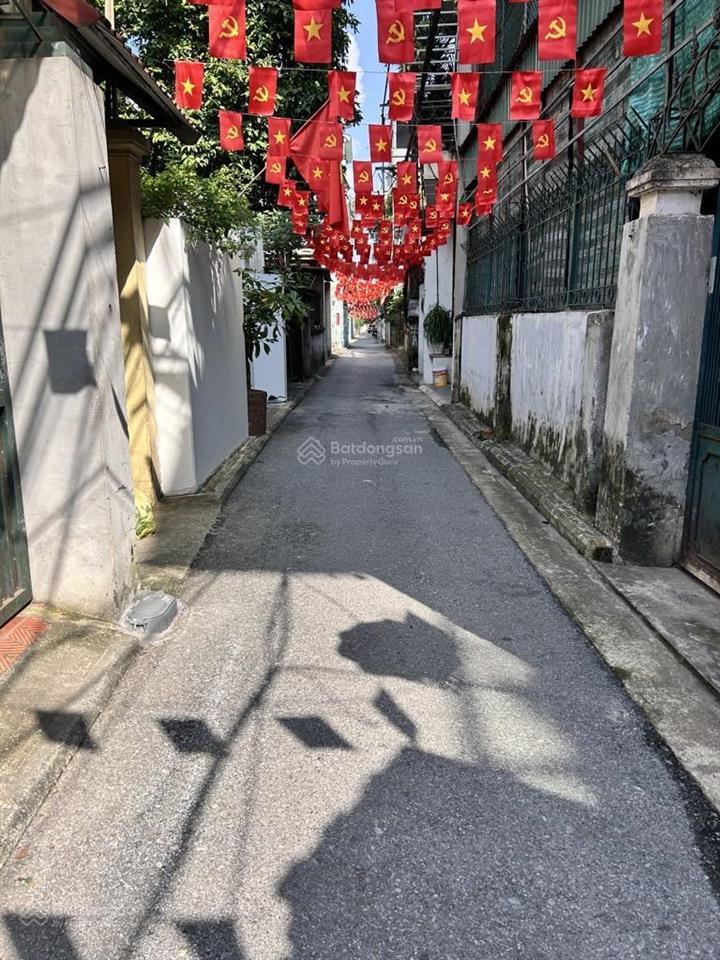 Nhà tặng đất 33m2 5,9 tỷ ngõ thông đức giang