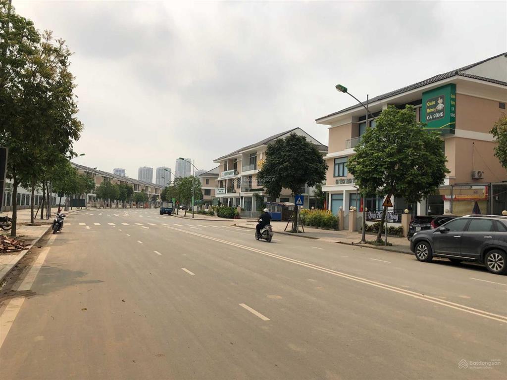 Chính chủ cần bán gấp tháng 10 căn d4  17 mặt đường an phú 27m, diện tích 202m2 giá tốt
