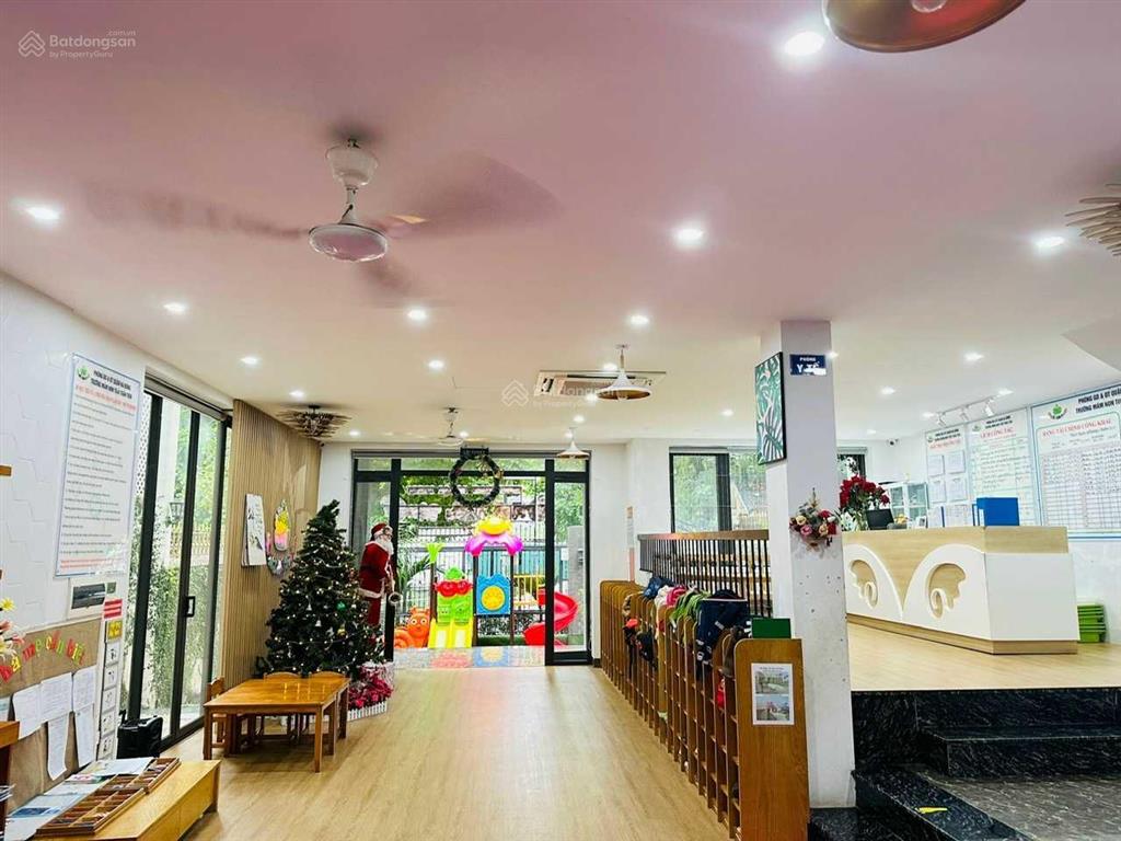 Mời khách mua xem nhà căn m9  10 biệt thự an khang, 225m2 đông nam đường 17m cho thuê 60tr