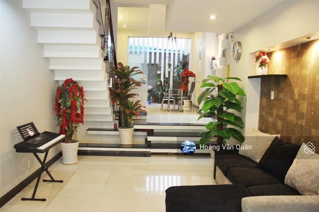 Bán nhà mặt tiền kinh doanh quốc hương thảo điền quận 2 dt 5.4x15m cn 78m2 3 tầng giá 36 tỷ