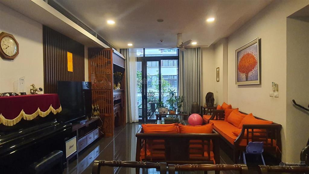 Chính chủ cần bán gấp căn 3 ngủ dự dolphin plaza, diện tích 164m2, giá 11 tỷ, sẵn sổ full nội thất
