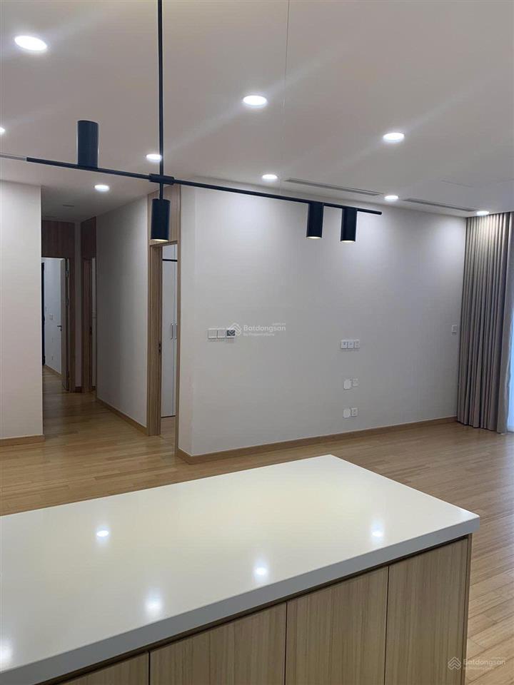 Căn 3 ngủ rẻ nhất chung cư the zei, diện tích 108m2, 11 tỷ, sẵn sổ full đồ nội thất 0989 526 ***