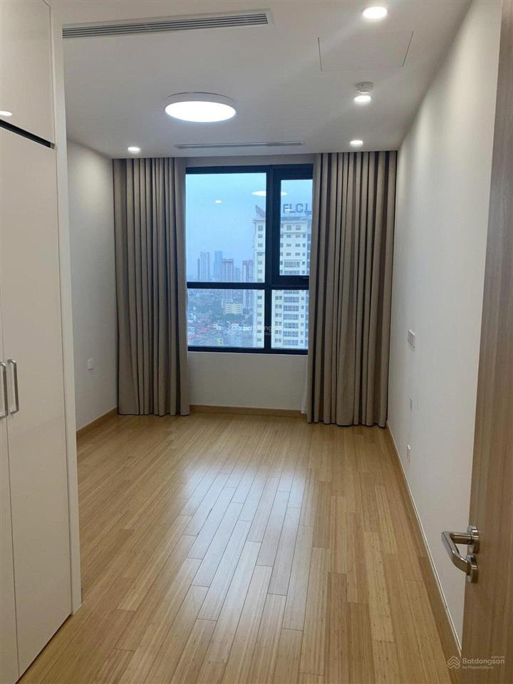 Căn 3 ngủ rẻ nhất chung cư the zei, diện tích 108m2, 11 tỷ, sẵn sổ full đồ nội thất 0989 526 ***