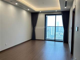 Chuyển công tác nên cần bán gấp căn 2 ngủ 88m cc the matrixone, giá 10,2tỷ, sẵn sổ full đồ nội thất