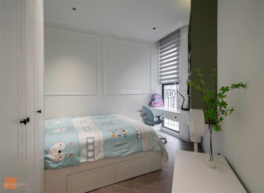 Giảm sâu  chính chủ bán gấp căn 3 ngủ dự án ct8 emeral, dt 99m2, giá 9.2 tỷ, sẵn sổ full nội thất