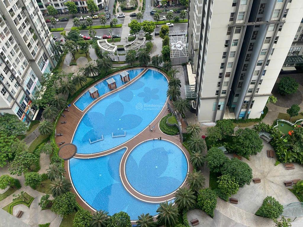 Chính chủ bán gấp căn 2 ngủ view bể bơi  dt 79m2 vinhomes gardenia, hàm nghi, giá 6,9 tỷ, sẵn sổ