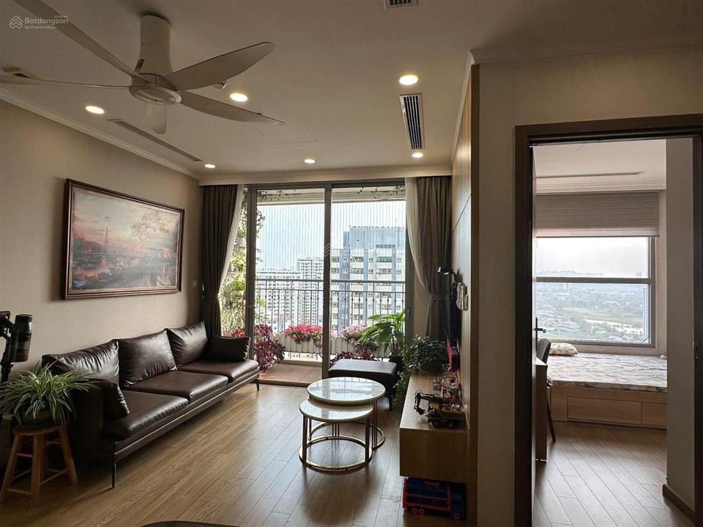 Chính chủ bán gấp căn 2 ngủ view bể bơi  dt 79m2 vinhomes gardenia, hàm nghi, giá 6,9 tỷ, sẵn sổ