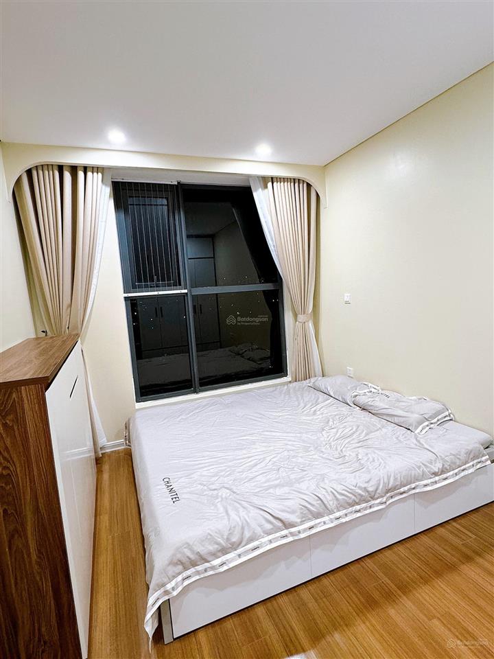 Giảm sâu  chính chủ bán gấp căn 2 ngủ chung cư mỹ đình peal, dt 74m2 giá 6,9 tỷ, sẵn sổ full đồ