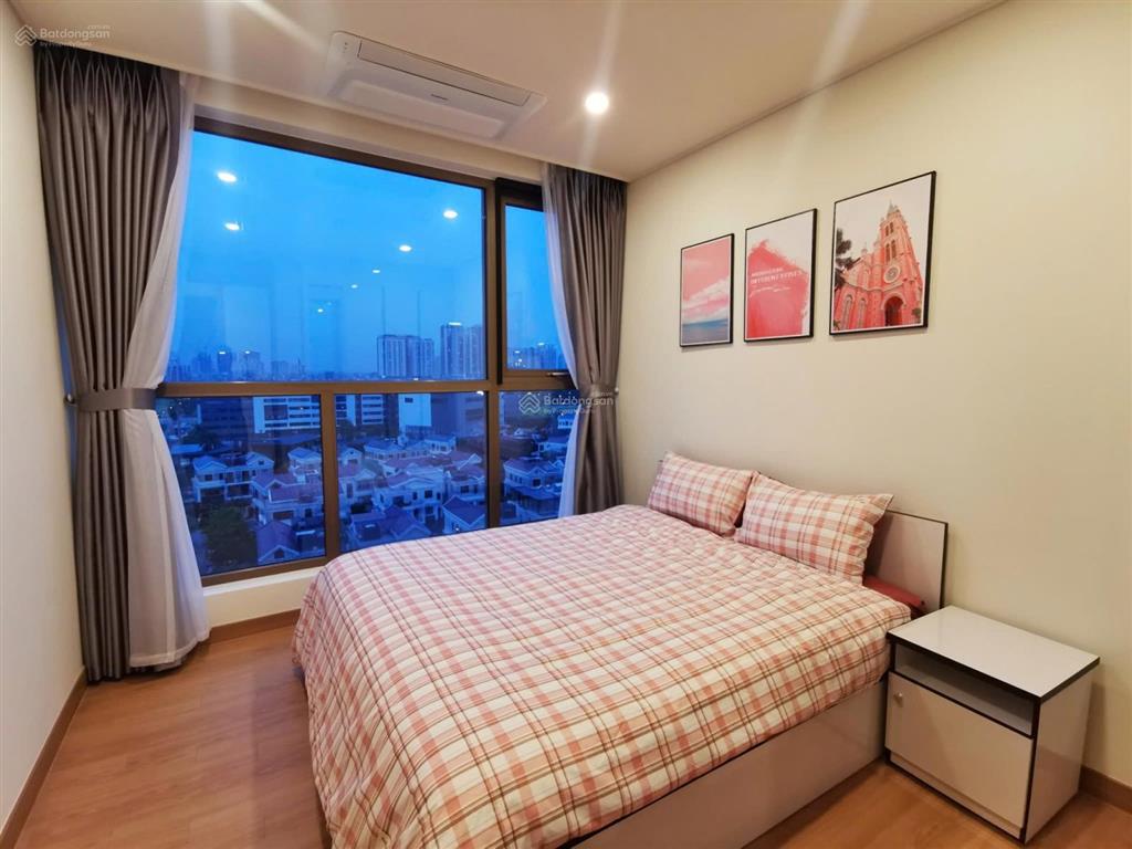 Chính chủ bán gấp căn góc, view hồ 2 ngủ vinhomes skylake phạm hùng, dt 68m2, giá 8,2 tỷ, sẵn sổ