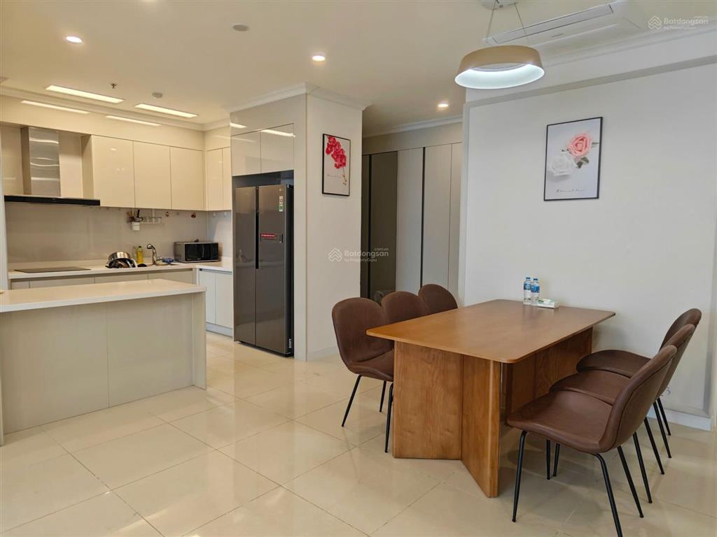 Chính chủ bán gấp căn góc, view hồ 2 ngủ vinhomes skylake phạm hùng, dt 68m2, giá 8,2 tỷ, sẵn sổ