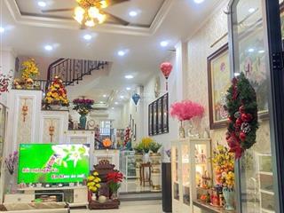 Nhà đẹp hẻm nhựa xe hơi tránh 4 tầng gần khu dc hồng long 4,2x29 chỉ 14 tỷ.