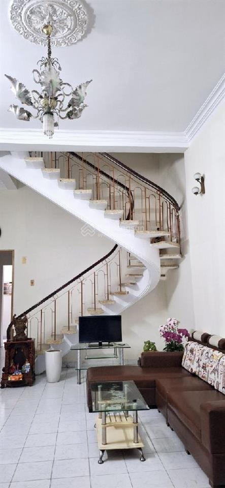 Nhà đẹp ở ngay khu làng đại học mặt tiền kinh doanh tốt 3 tầng 150m2 chỉ 22,5 tỷ