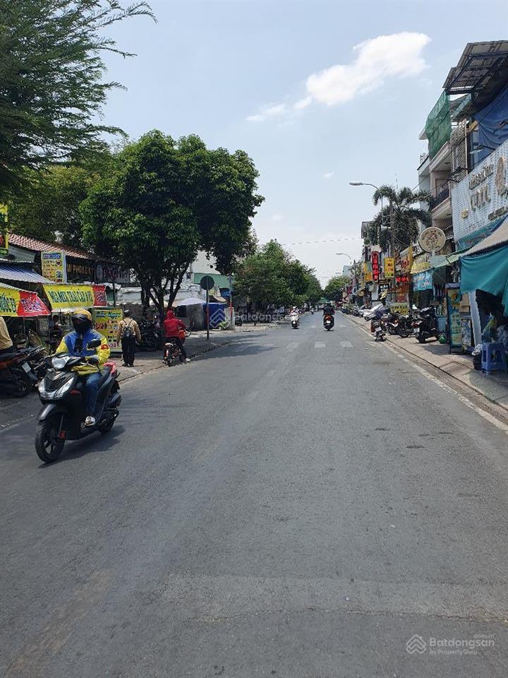 Nhà đẹp ở ngay khu làng đại học mặt tiền kinh doanh tốt 3 tầng 150m2 chỉ 22,5 tỷ