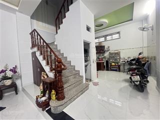 Nhà đẹp ở ngay hẻm xe hơi thông thoáng gần ubp hiệp bình 4 tầng 5,5x10 chỉ 6,5 tỷ.