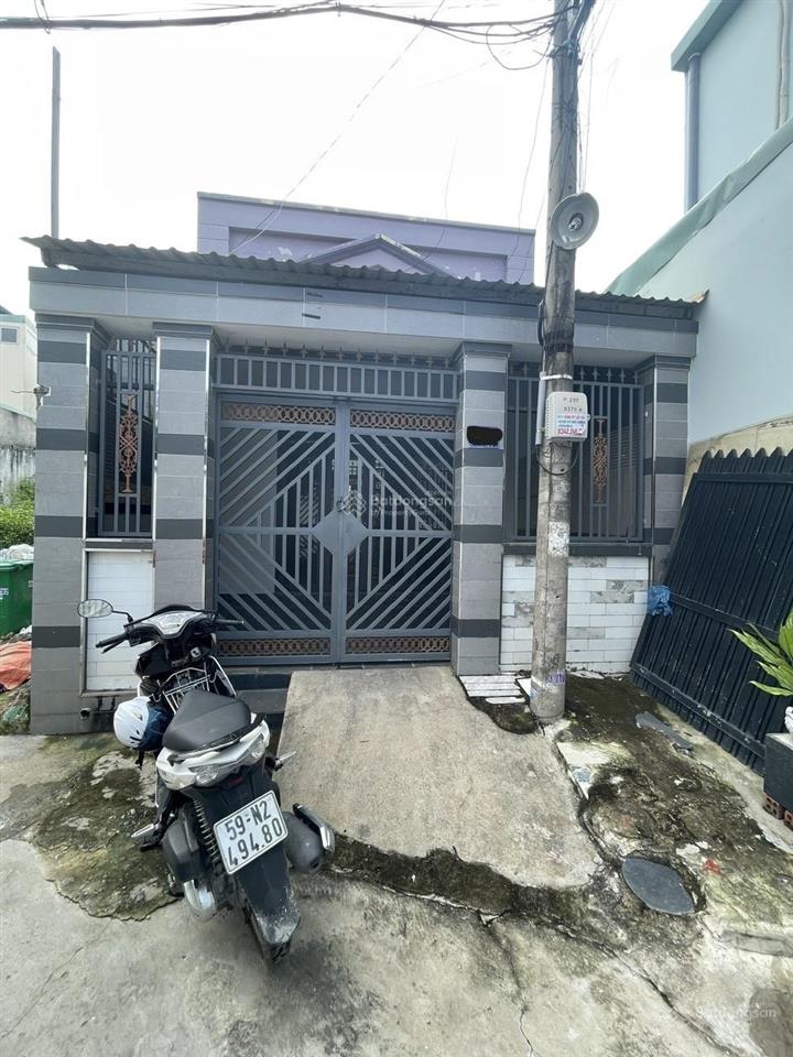 Bán nhà 2 tầng mới đẹp ở ngang chuẩn 5m ngay sát vành đai 2 5x13 chỉ 4,3 tỷ.