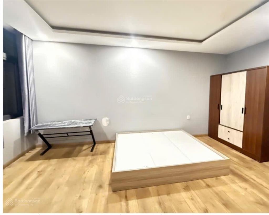 Mặt tiền khu doanh cực đỉnh đối diện bv thủ đức có dòng tiền 5 tầng 5,2x22,4 16 tỷ.