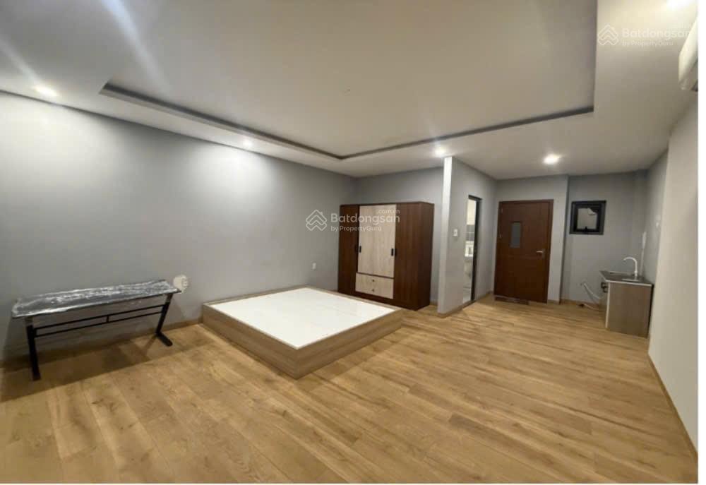 Mặt tiền khu doanh cực đỉnh đối diện bv thủ đức có dòng tiền 5 tầng 5,2x22,4 16 tỷ.