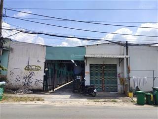 Dãy trọ sát công kcn becamex ngay đầu chợ có 18 phòng đang hoạt động, sổ sẵn chủ cần tiền tl mạnh