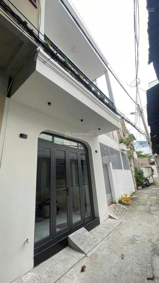 Chủ cần bán gấp căn nhà 80m2, gần trường thcs nguyễn thái bình, đường ql50, sổ sẵn sang tên