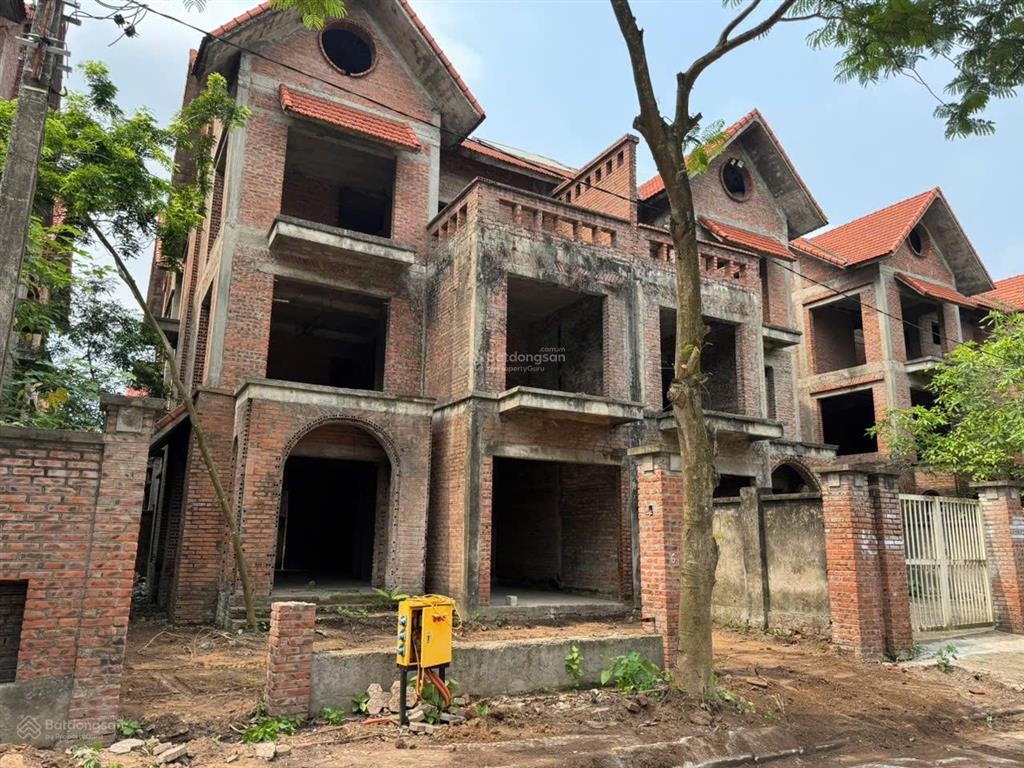 10 tỷ hơn bt song lập cực đẹp dự án vinaconex kđt quang minh  ml  hn