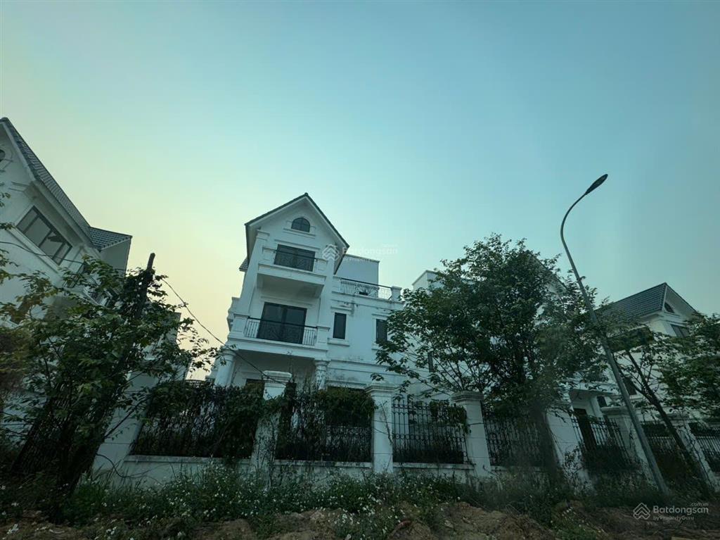 1x tỷ. biệt thự khu trung tâm mặt sông cực đẹp dự án kđt kim hoa  mê linh  hn,  0815 143 ***