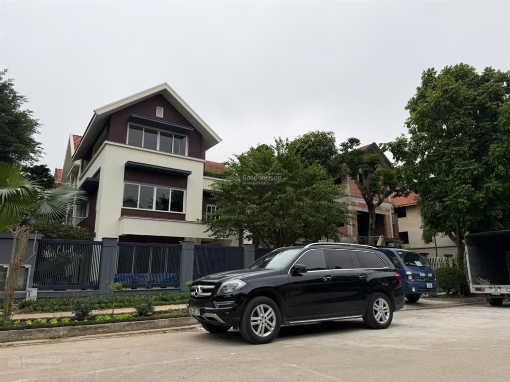 4tr/m2 bt cực đẹp 352m² vị trí đắc địa kđt quang minh  ml  hn.  0815 143 ***