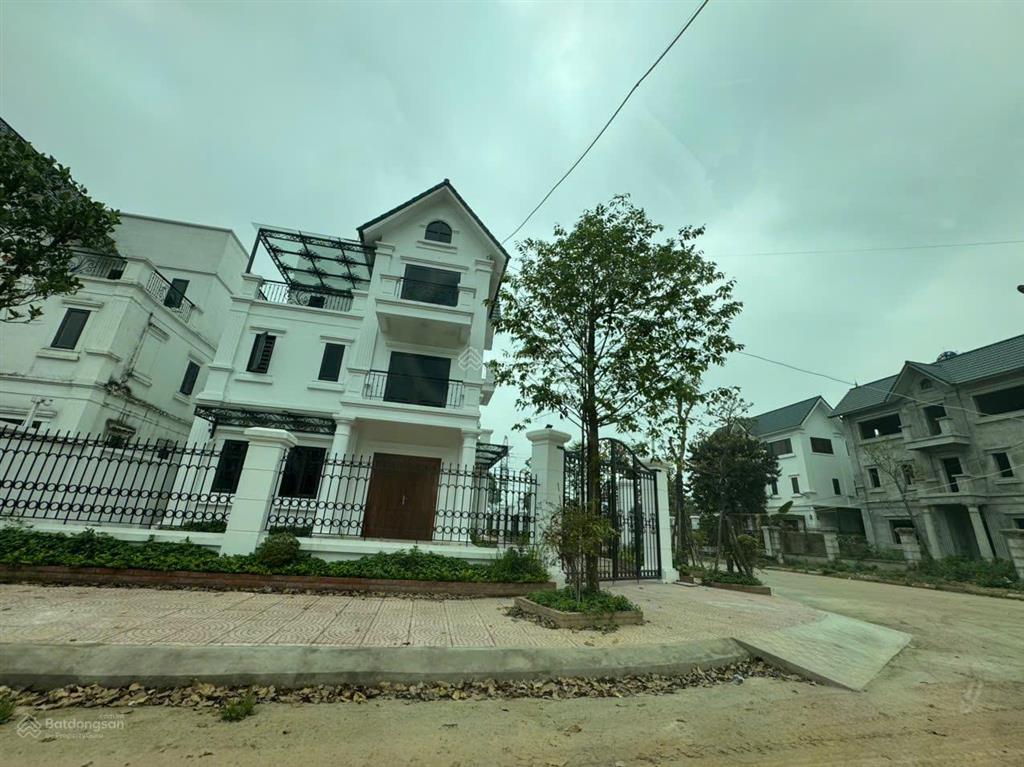 1x tỷ biệt thự mặt chung cư sân bóng cực đẹp dự án kđt kim hoa  mê linh  hn,  0815 143 ***