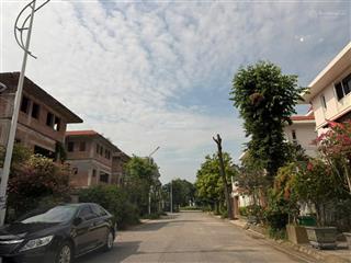 6tr/m2 lô góc long việt view vườn hoa tại quang minh  mê linh hn. 0815 143 ***
