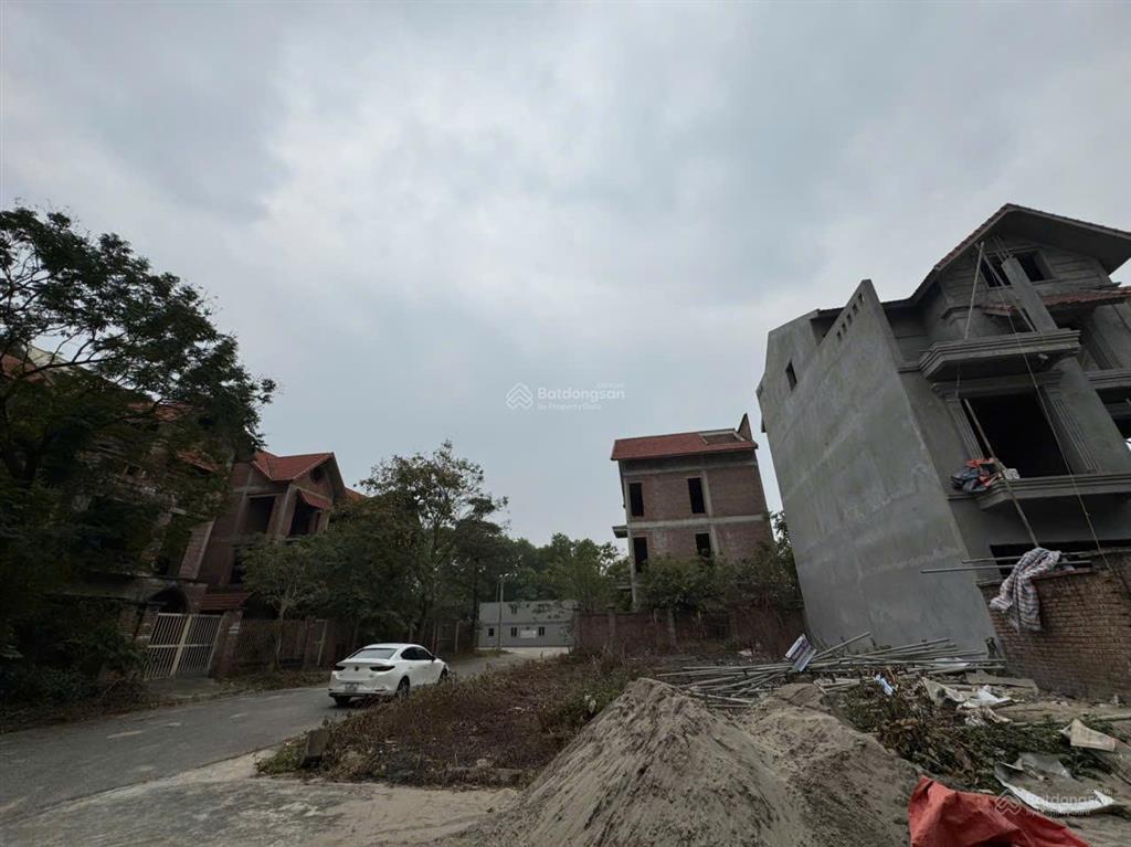15,5 tỷ. chính chủ lô sổ đỏ 2 mặt tiền lớn cực đẹp vinaconex 2  kđt quang minh  ml  hn