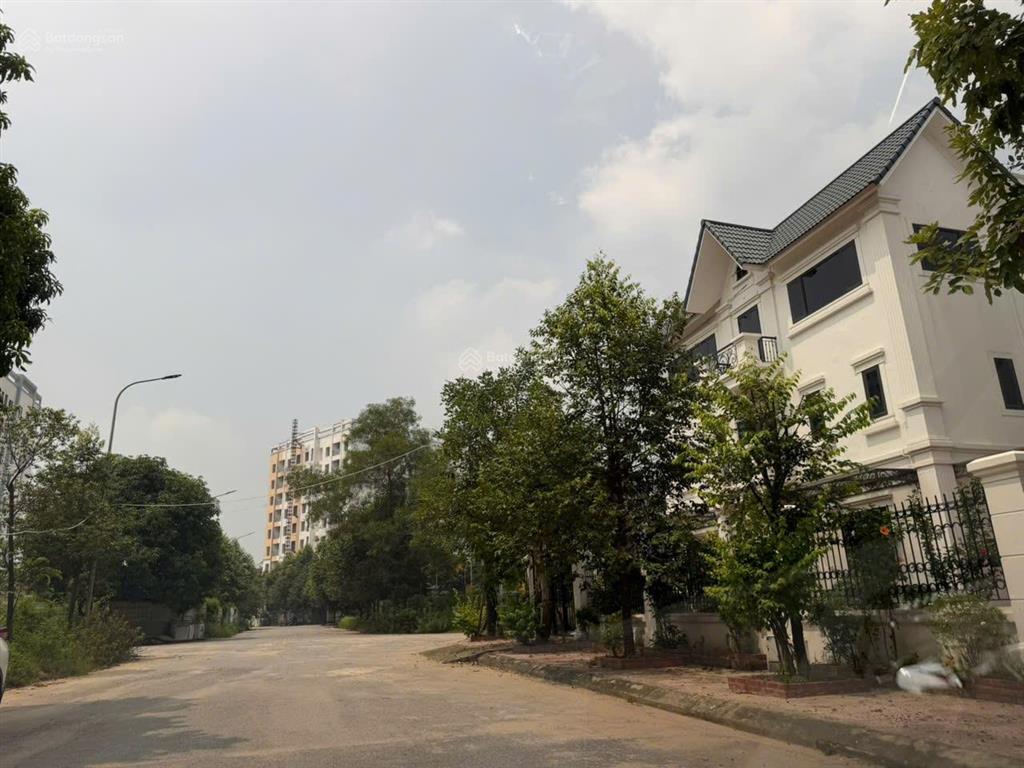 1x tỷ biệt thự mặt chung cư sân bóng cực đẹp dự án kđt kim hoa  mê linh  hn,  0815 143 ***