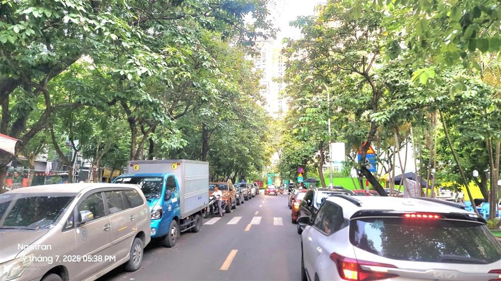 Bán nhà mp hoàng công hà đông, kinh doanh tấp nập, xây full 7 tầng, giá 10 tỷ