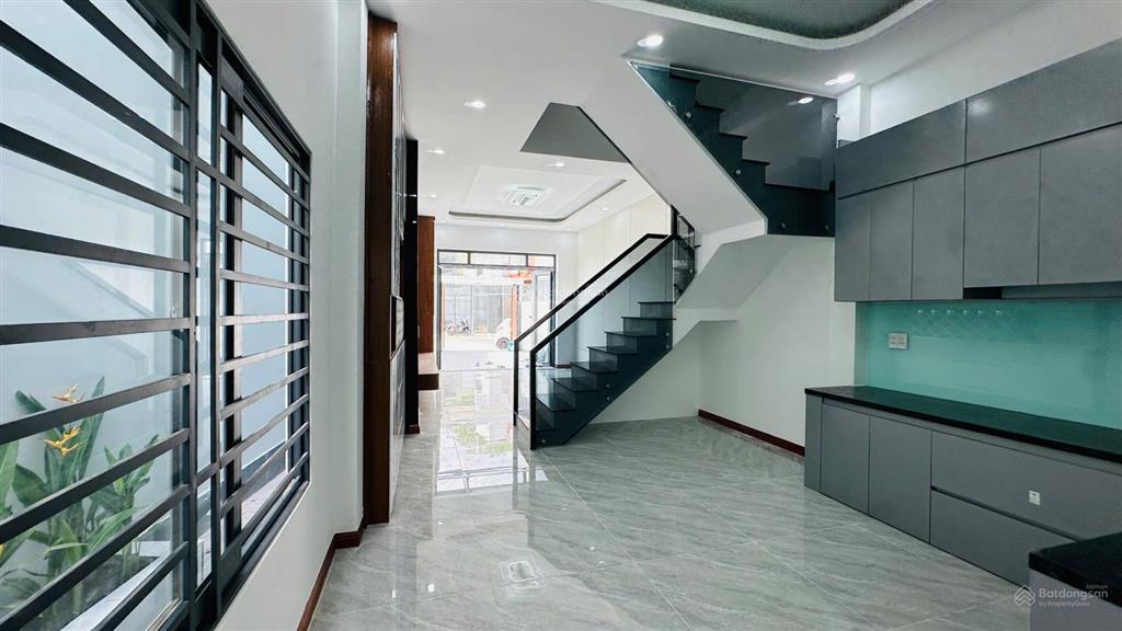 Bán nhà hoàn công chuẩn xây mới 2 tầng 116m2 nở hậu ngay chợ hoá an, p. biên hoà, giá 4,1 tỷ