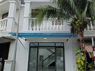 Bán nhà 2 tầng hoàn công 60m2 khu an ninh, gần corpmat thống nhất, làng đại học  dĩ an