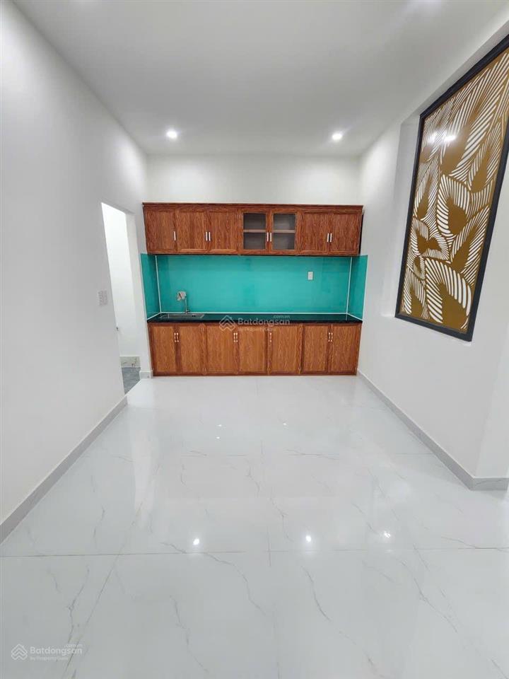 Nhà ngang 5m hiếm  gần go dĩ an 1km  chỉ 4,35 tỷ
