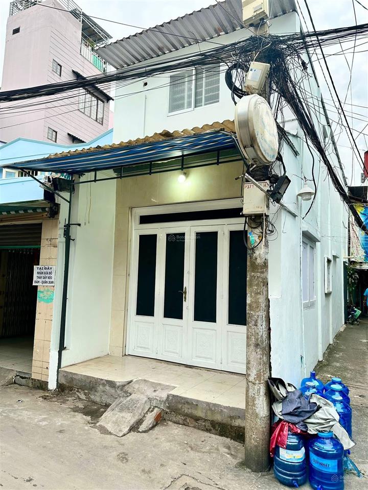 Cần bán gấp nhà góc 2 mặt tiền đường đoàn văn bơ, p16, q4, , vừa kính doanh vừa ở, giá rẻ 6.1ty tl