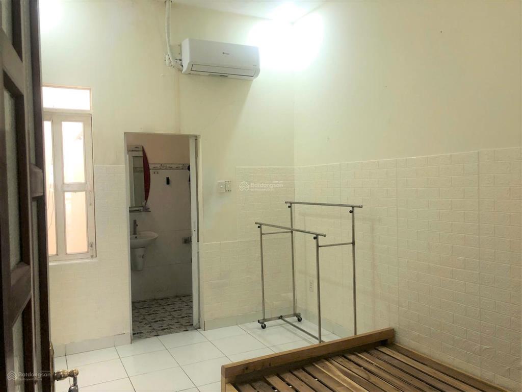 Chính chủ cho thuê nhà nguyên căn hiệp thành 45 (đối diện bia tiger), 6 triệu 2 pn, 2 wc, ht45