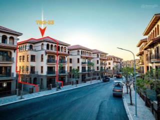 Biệt thự liền kề 3 tầng royal island hàng hiếm