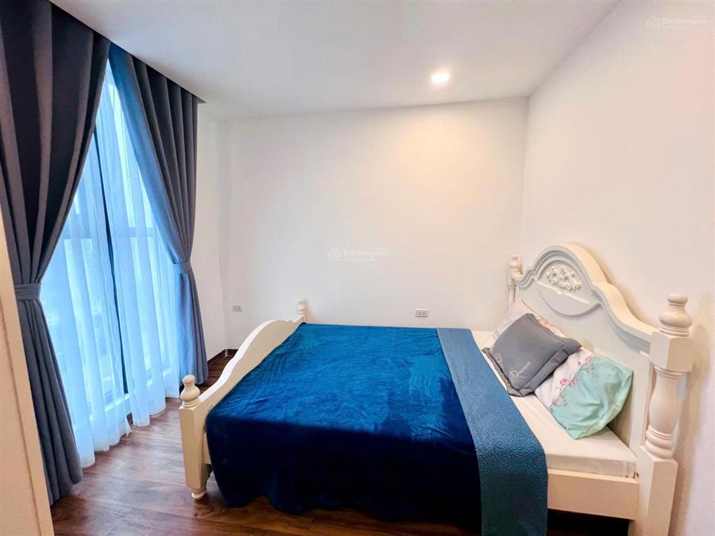 Cho thuê căn hộ hà nội center point lê văn lương 70m2, 02 ngủ, full đồ, 16,5triệu.  0911 614 ***