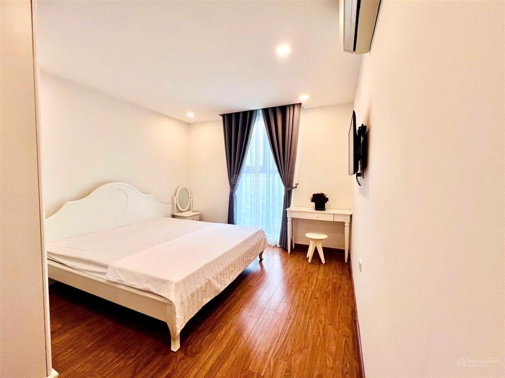 Cho thuê căn hộ hà nội center point lê văn lương 70m2, 02 ngủ, full đồ, 16,5triệu.  0911 614 ***