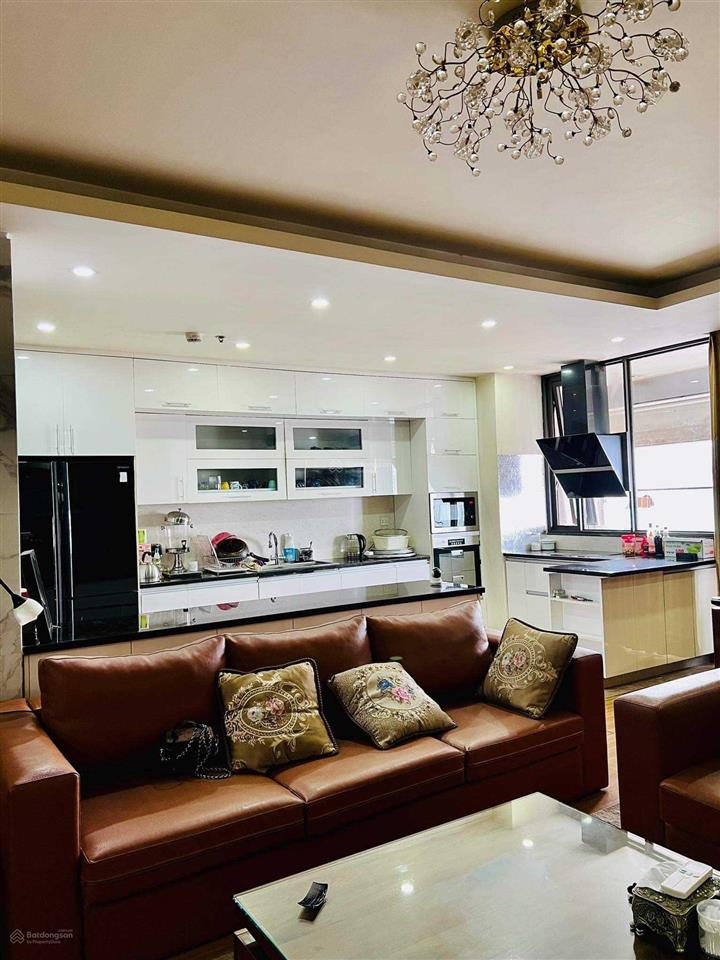 Cho thuê ch diamond flower lê văn lương 130m2, 3 phòng ngủ full đẹp, giá tốt ạ.  0911 614 ***